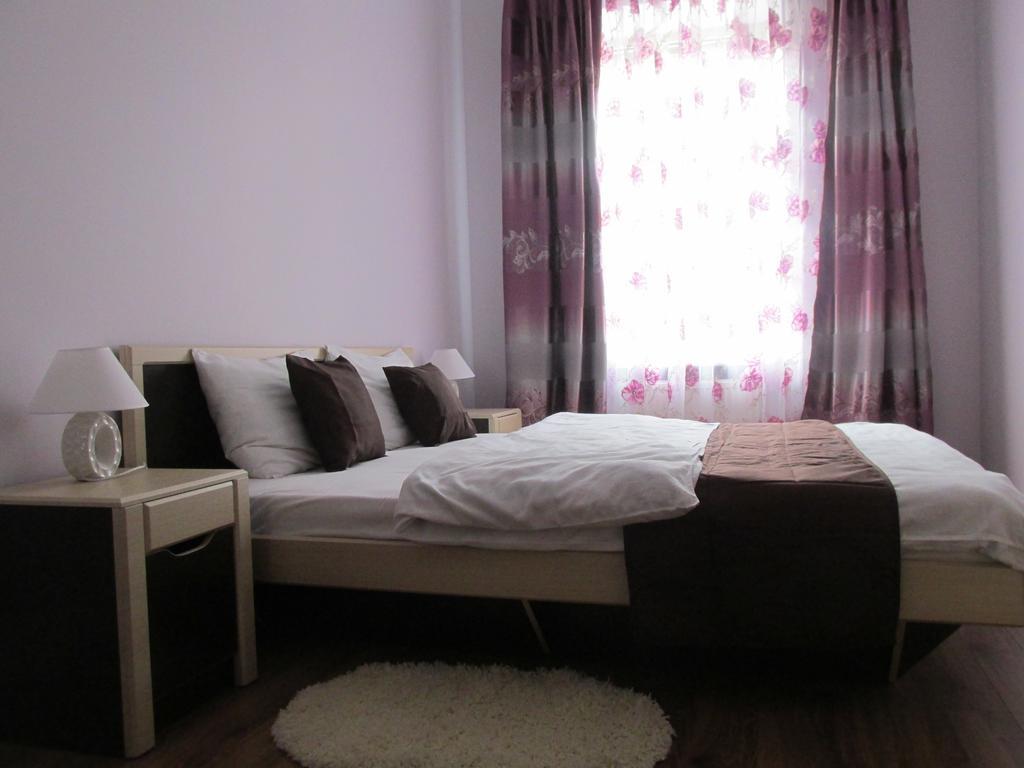 Near Opera Apartment إلفيف المظهر الخارجي الصورة